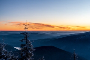 Výhled z Lysé hory při západu slunce